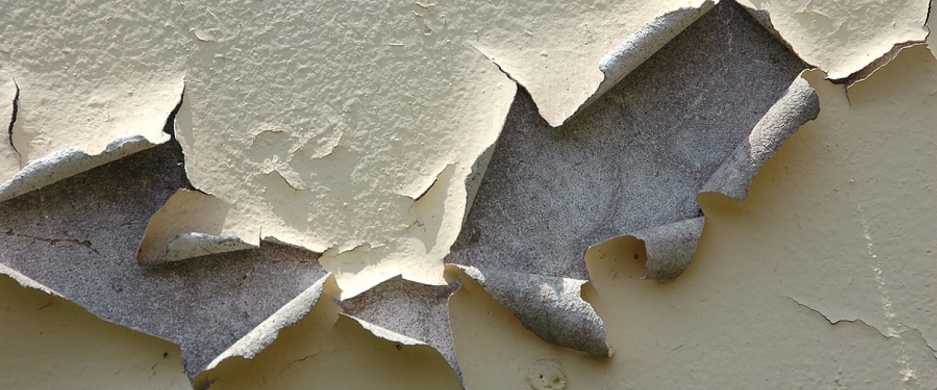 How to Fix Peeling Concrete - A Comprehensive Guide